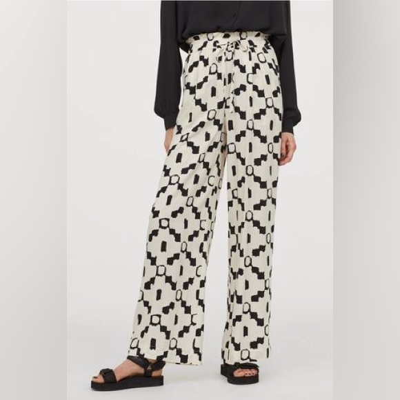 H&M Printed Set - Picture 6 of 6